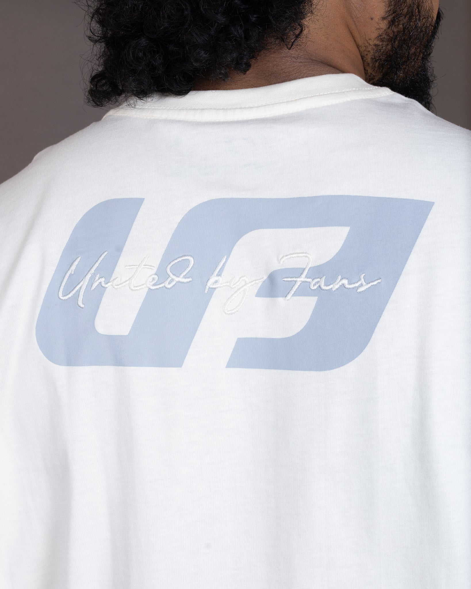 IL4 Minimal White - United By Fans